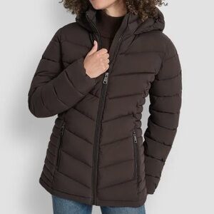 ✨🍫DKNY Limited Color Women’s Chocolate Full Zip Puffer Jacket